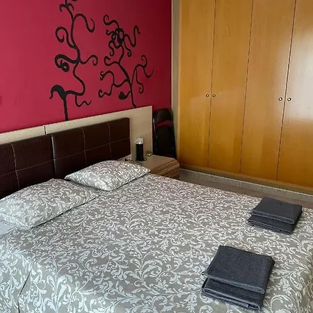 Perfect Located Family Flat דירה